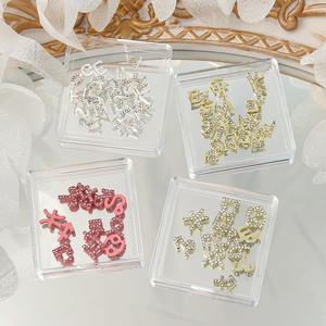 Partage Nail Art Numéro Lettre pour <span class=keywords><strong>Manucure</strong></span> Déco 3D Or Charmes avec Strass 20 pcs/sac Numéros 0-9 - Product Image 3