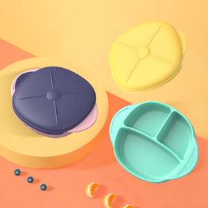 Ensemble d'alimentation en silicone pour bébé pour le dîner <span class=keywords><strong>Assiette</strong></span> pour enfants avec ventouse Bavoirs pour bébé Cuillère Fourchette pour l'heure du <span class=keywords><strong>repas</strong></span> - Product Image 5