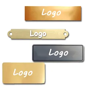 Çanta aksesuarları Metal Logo etiketleri anahtarlık kolye dekorasyon özel tasarım Metal Logo etiketleri pirinç tabela broş kart adı