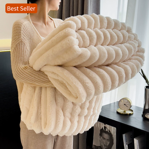 Manta Personalizada con Logo de Marca 100% Poliéster de Felpa Polar con Rayas Sólidas Ropa de Cama de Sherpa de Invierno para Cama y Sofá - Product Image 1