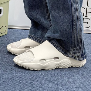 Beach Sandals for Men Outdoor Summer New Style Breathable Anti-Slip Thick Sole Height-Enhancing Flat Strap Casual <b>Slippers</b> - Product Image 2