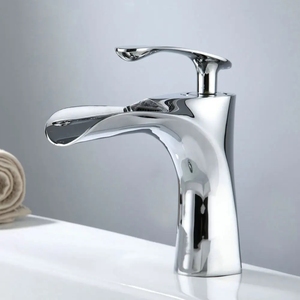 Grifos <span class=keywords><strong>de</strong></span> lavabo <span class=keywords><strong>de</strong></span> oro <span class=keywords><strong>de</strong></span> un solo mango al por mayor, grifo mezclador <span class=keywords><strong>de</strong></span> lavabo <span class=keywords><strong>de</strong></span> baño <span class=keywords><strong>de</strong></span> cascada montado en cubierta, <span class=keywords><strong>Sensor</strong></span> sin contacto <span class=keywords><strong>de</strong></span> latón al por menor - Product Image 3