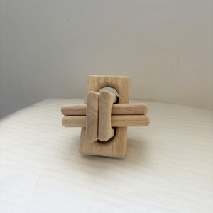 Catena di legno decorativa per tavolino e mensola |   Scultura Artigianale in Legno Naturale con Nodi, Arco Rustico Moderno per Arredamento - Product Image 6