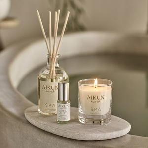 AIKUN Manufacturers Wholesale Fashion Aromatherapy Glass <b>Candles</b> Non-Flame Pure Natural Luxury Aromatherapy <b>Set</b> - Product Image 3