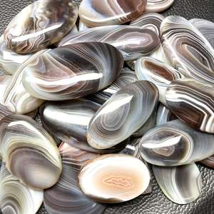 Mezcla de Gemas Sueltas de Ágata de Botsuana de 8mm-14mm, Cuarzo Azul Natural, Esmeralda, Rubí, Zafiro, Precio al por Mayor para Fabricación de Joyas - Product Image 1