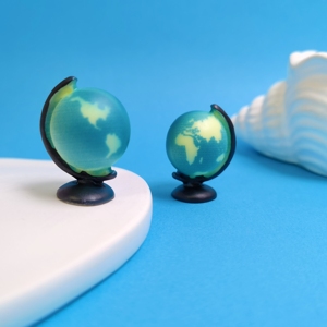 <span class=keywords><strong>Mini</strong></span>-globes personnalisés en résine, breloques 3D Terre pour coques de téléphone, scrapbooking, décoration artisanale DIY, vente en gros - Product Image 1