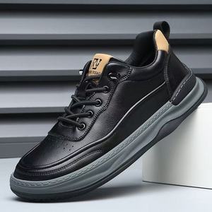 <span class=keywords><strong>Sneakers</strong></span> <span class=keywords><strong>Nere</strong></span> Casual, <span class=keywords><strong>Eleganti</strong></span> e alla Moda, Scarpe in Pelle e Calzature Casual - Product Image 1