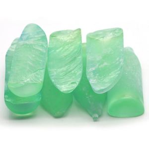 คอรันดัมสังเคราะห์สีเขียวอ่อนหยาบ #73ราคาเพชรไม่ผ่านการเจียระไน - Product Image 6