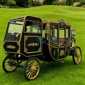 Calèche royale électrique noire avec ornements dorés et quatre roues pour transport spécial - Product Image 1