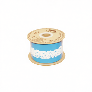 Strisce di pizzo Ilan 2,5 cm x 13 m bianche, decorazioni per cucito e fai da te - Product Image 1