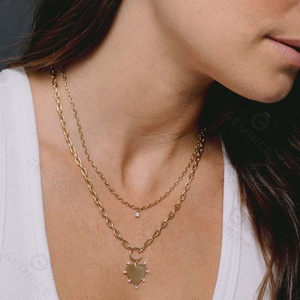 Collar de moda superventas de <span class=keywords><strong>2025</strong></span> para mujer, collar con colgantes en forma de corazón de siete piedras turquesas redondas - Product Image 5
