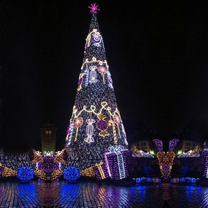 10M 20M 30M <span class=keywords><strong>pas</strong></span> <span class=keywords><strong>cher</strong></span> prix personnalisé LED arbre <span class=keywords><strong>de</strong></span> noël artificiel support en métal pour la décoration extérieure - Product Image 1