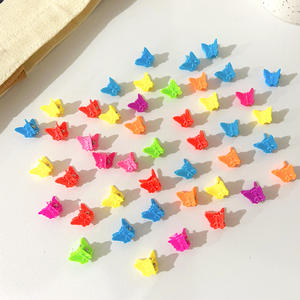 100 قطعة بالجملة من مشابك الشعر الصغيرة الملونة على شكل فراشة، مشابك شعر بلون واحد على شكل تاج - Product Image 4