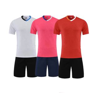 Precio de fábrica personalizado poliéster Uniformes De <span class=keywords><strong>Futbol</strong></span> cuello en V camiseta de fútbol Teamwear Kits de fútbol - Product Image 1