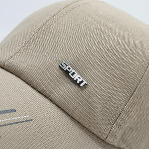 Cappellino da Baseball Sportivo Beige Elegante con Motivo Argyle, Alta Qualità 100% Cotone Traspirante, Design Personalizzabile Unisex per Uscite Casual - Product Image 4