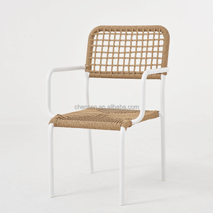 Sedia da Pranzo Moderna Impilabile per Esterni - Mobili da Giardino in Metallo Bianco e Rattan per Casa e Bistrot - Product Image 2