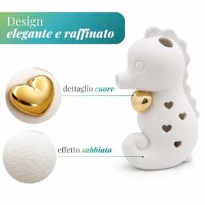 Diffusore di Aromi in Ceramica a Forma di Cavalluccio Marino con Cuori Dorati 8x6x13 Cm, Bomboniera per Matrimonio - Product Image 4