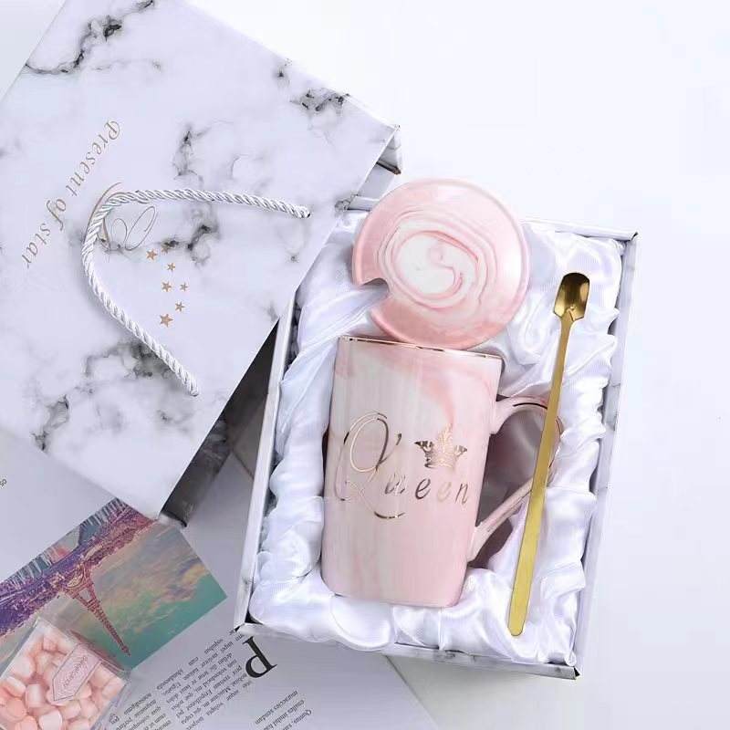 Pink marble cup crown stone brocade box