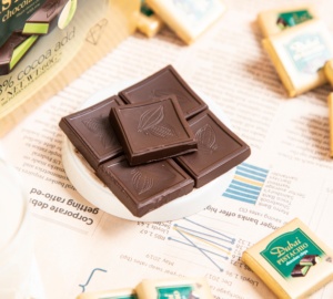 Sandwich Croustillant Premium à la <span class=keywords><strong>Pistache</strong></span> Fondante et au Chocolat Noir, Fourré au <span class=keywords><strong>Sirop</strong></span>, 60g - Product Image 6