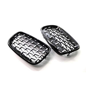 Parrilla delantera BMW E70 negra con doble línea y patrón meteoro de plástico ABS para X5 2007-2013, actualización de reequipamiento. - Product Image 5