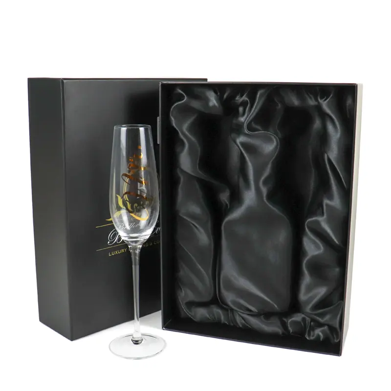 Personalizado logotipo atacado eco amigável cetim inserir rígida papelão tampa e base ouro vinho copo caixa de presente conjunto para licor vidro