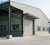 Atelier métallique préfabriqué à portée libre certifié CE, résistant au vent et à la neige, avec plusieurs fenêtres, montage rapide, quai de chargement, entrepôt