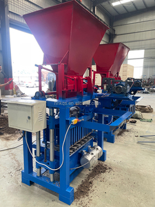 La Macchina per la Produzione di Mattoni Modello 4-35 del Ghana È un Prodotto Best-seller, Rinomata per il Suo Prezzo Conveniente e la Facilità d'Uso - Product Image 2