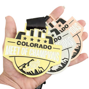 कस्टम मेटल मजेदार बाधा दौड़ फिनिशर पदक विजेता पदक विजेता पदक साहसिक पुरस्कार ट्रॉफी - Product Image 2