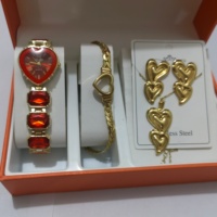 Montre à quartz avec cadran en forme de cœur, cristal, mouvement à quartz coloré, avec ensemble de bijoux en acier inoxydable