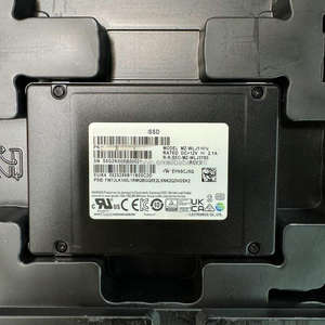 Unidad de Estado Sólido Interna para Servidor Hyperscale-Validated MZ7L33T8HBLT-00A07 PM893 de 3.84 TB SATA 3.0, Almacenamiento de Lectura Intensiva - Product Image 4