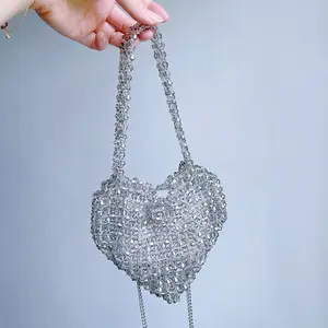 Fashion Design a forma di cuore Mini donna in acrilico con perline da sera pochette borse a mano