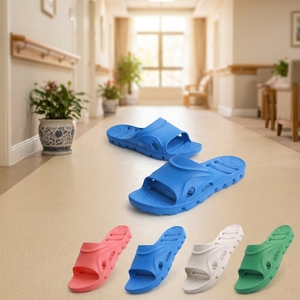 Chaussons de maternité antidérapants 2026 en gros avec semelle en caoutchouc, sabots de maison imperméables en EVA pour femmes enceintes, idéaux pour l'hôpital et les hôtels - Product Image 3