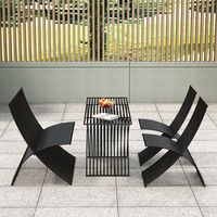 Table et chaise pliantes d'extérieur en fer forgé, style nordique moderne et minimaliste, pour cour communautaire, café, balcon, ambiance décontractée en plein air