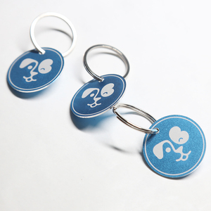 Venta al por mayor llavero personalizado Animal grabado láser fundición redonda mascota perro ID <span class=keywords><strong>Metal</strong></span> hierro PP bolsa estilo europeo monedero llavero - Product Image 2