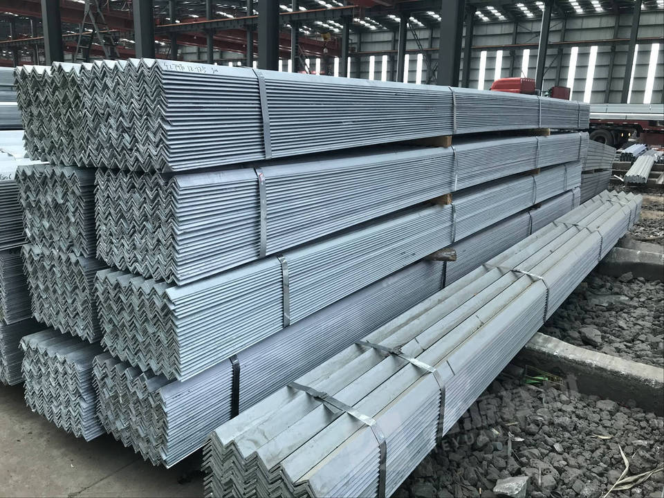 100 x 100 x 6 Steel angle iron