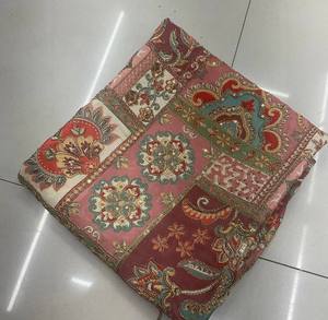 Tela Chinon con Estampado de Diseño Exclusivo |   Tela Étnica Ligera de Primera Calidad para Lehenga, Saree, Blusa e Indo-Occidental - Product Image 4