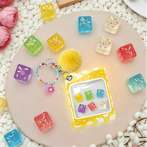 Vente en gros de petits cubes de glace sensoriels colorés en vrac, porte-clés, jouets anti-stress avec logo personnalisé - Product Image 2