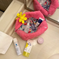 Pochette de maquillage personnalisée avec logo, en tissu éponge, en tissu pelucheux, en flanelle Teddy, en laine d'agneau, en coton moelleux matelassé