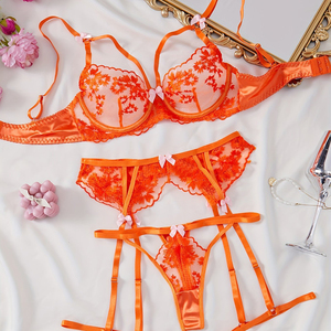 Ensemble de lingerie brodé en dentelle pour femmes soutien-gorge en maille sexy string soutien-gorge à fleurs culotte <span class=keywords><strong>pas</strong></span> <span class=keywords><strong>cher</strong></span> prix été séduction body sous-vêtements - Product Image 1