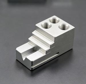 Productos de Hardware Personalizados, Mecanizado CNC, Piezas de Aluminio para Automóviles, Mecanizado de Precisión No Estándar, Prototipos Rápidos - Product Image 2
