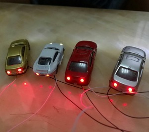 컬러풀한 현대적인 미니어처 플라스틱 모델 자동차 샌드 테이블 재료 공예 용품 현대 플라스틱 프로파일 - Product Image 3