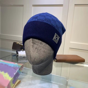 Casquette en laine avec logo personnalisé, lettres jacquard, bonnets chauds d'hiver, bonnets de sport, bonnets de luxe, bonnets tricotés - Product Image 4