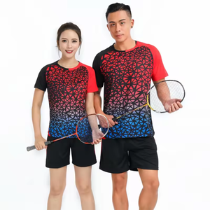 Vente en gros de chemises de sport Oem Training Running Fashion personnalisées en polyester Maillot de badminton respirant à séchage rapide - Product Image 4