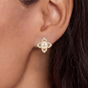 Boucles d'oreilles clous en argent S925 plaqué or 18 carats avec fleur en CZ et perle rose, bijoux élégants et luxueux pour femmes - Product Image 2