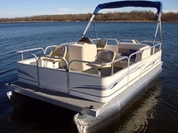 Ponton de pêche électrique de luxe de 16 pieds, conception d'aviron en aluminium avec moteur hors-bord pour lac et surf