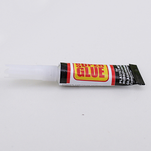 Nuevo Adhesivo Líquido Transparente Autoadhesivo, Resistente al Agua y al Calor, Super Pegamento en Botella de Plástico de 3g/2.5g/2g/1.5g - Product Image 5