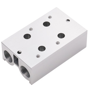 Base de Válvula Solenoide Liyuan 3V210-08 de Aluminio, Serie 200M, Colector de Dos Vías Electro-Neumático - Product Image 1