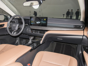 2022 2023 nouvelle voiture Camr Y <span class=keywords><strong>Tayota</strong></span> commerce <span class=keywords><strong>Tayota</strong></span> Toyat a Camr Y 2.5hg 2.5he hybride berline voiture 2.5 Q 2.5q 2.5hq 2023 Auto voiture à vendre - Product Image 6