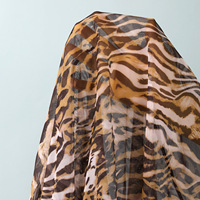 Nuevo Estilo de Bikini de Malla para Playa, Conjunto de Tres Piezas Moderno y Sexy con Estampado de Leopardo, Traje de Baño para Mujer, Venta al Por Mayor