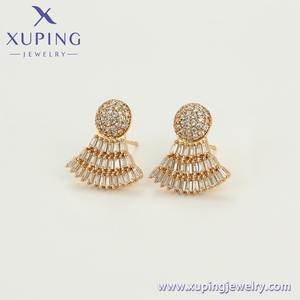 <span class=keywords><strong>97490</strong></span> XUPING Boucles d'oreilles clous en zircon en forme d'éventail couleur or 18 carats pour femmes, usage quotidien, occasions formelles, vente en gros - Product Image 3